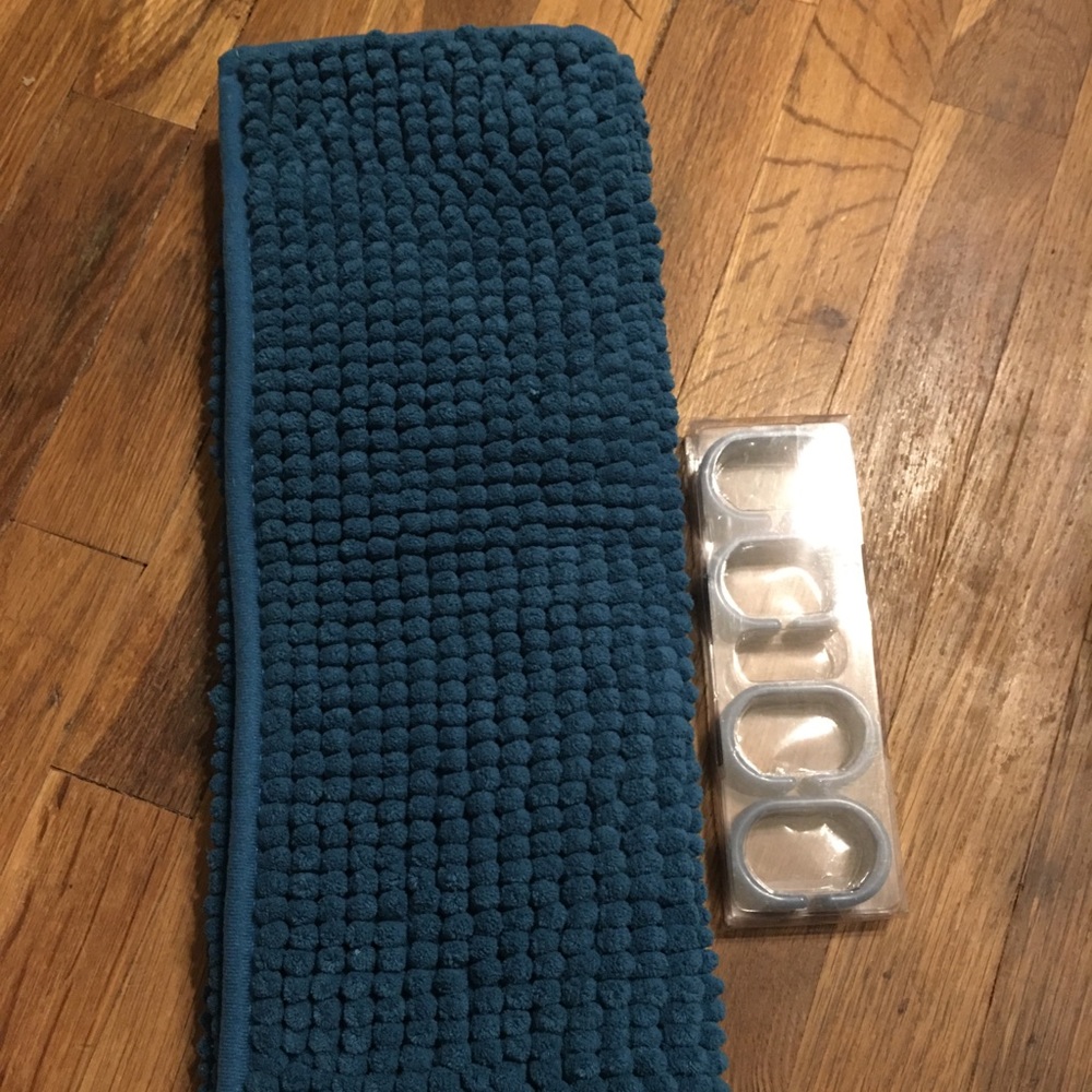 Dark blue-green bath mat & 12 plastic shower hook
